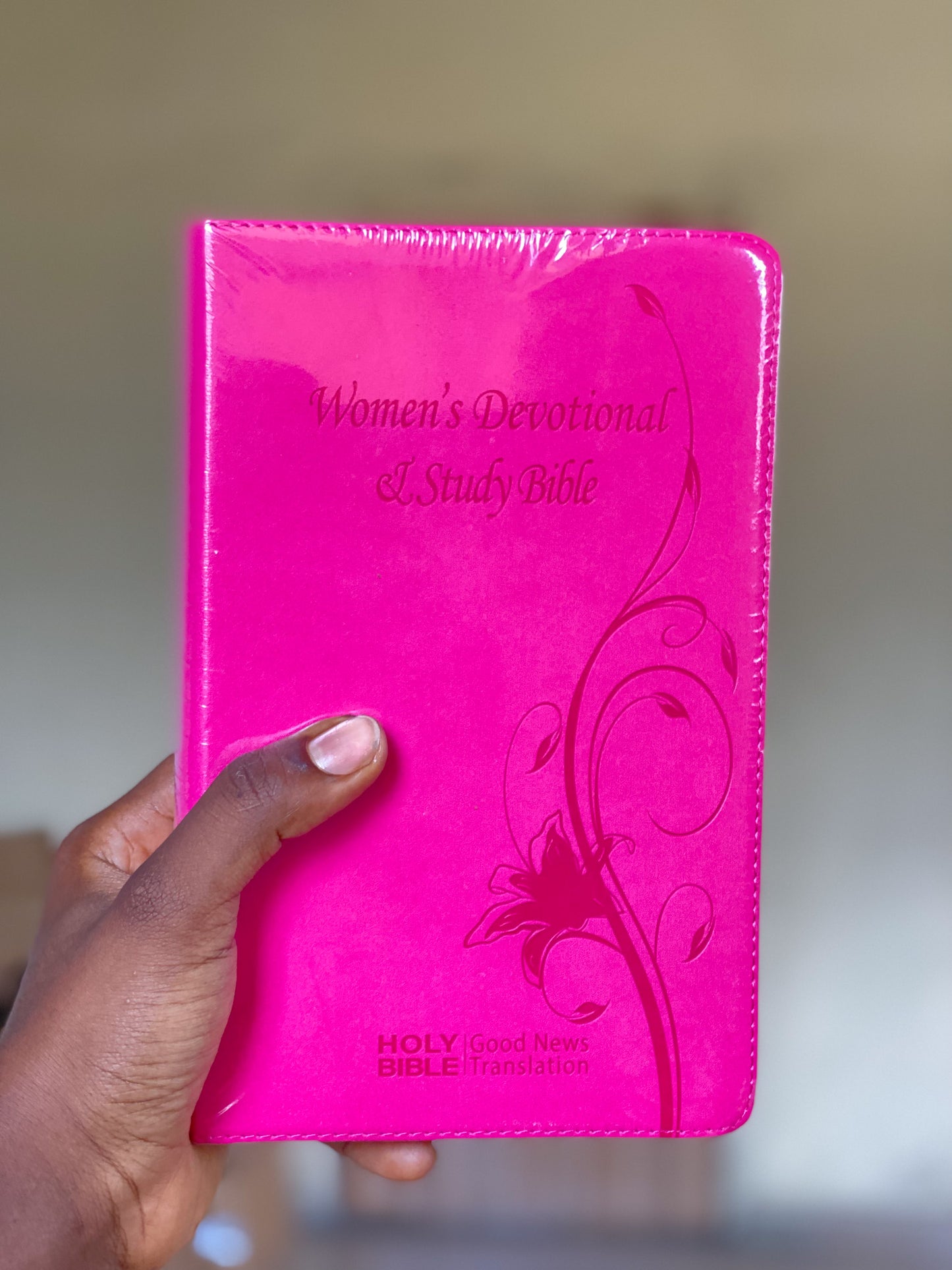 Women's Devotional And Study Bible