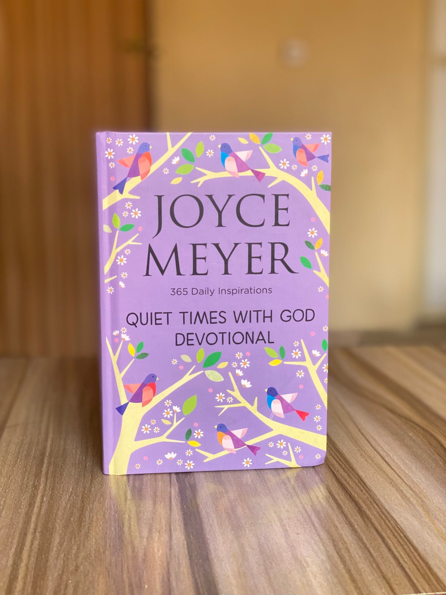 Quiet Times With God Devotional: 365 Daily Inspirations