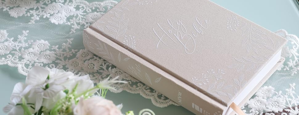 NIV, Bride's Bible, Cloth over Board, Cream, Red Letter, Comfort Print