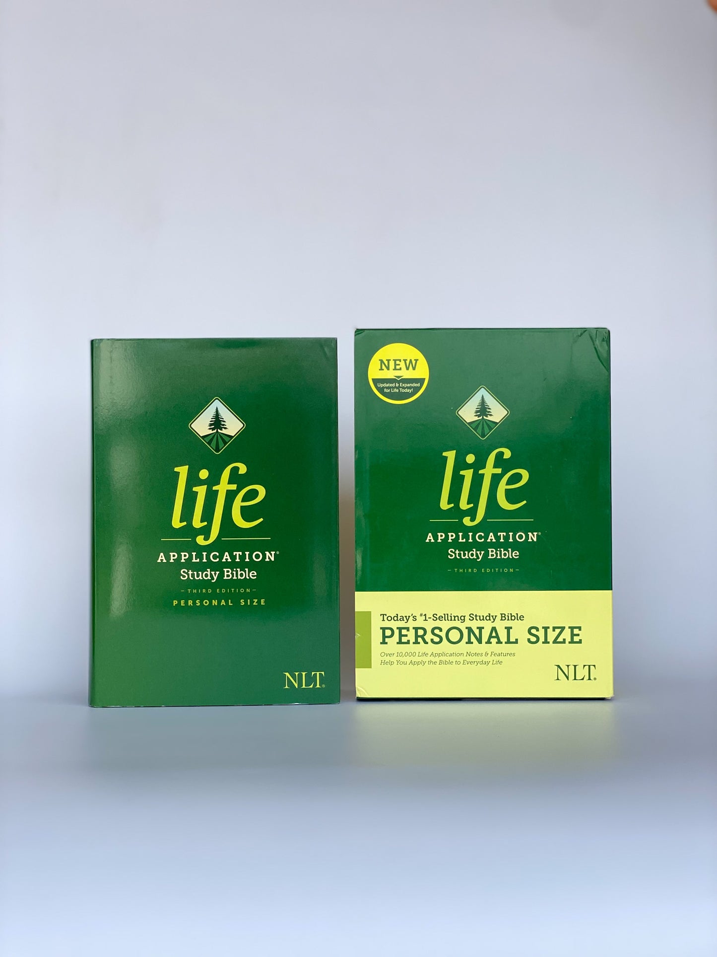 NLT Life Application Study Bible, Third Edition, Personal Size (Hardcover) GREEN Color