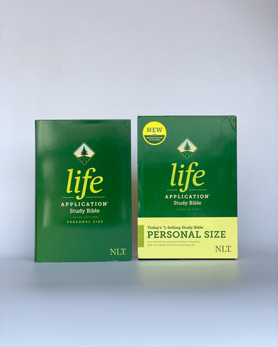 NLT Life Application Study Bible, Third Edition, Personal Size (Hardcover) GREEN Color
