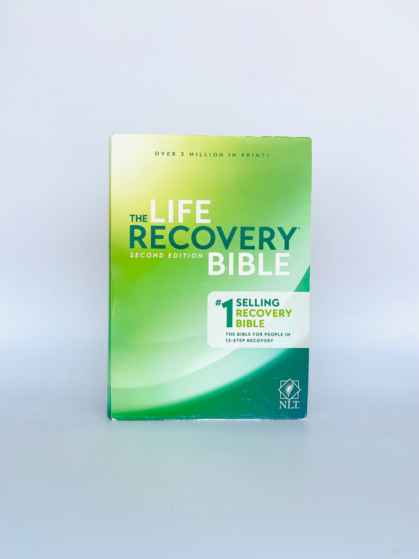 NLT Life Recovery Bible (Personal Size, Softcover) 2nd Edition: Addiction Bible Tied to 12 Steps of Recovery for Help with Drugs, Alcohol, Personal St
